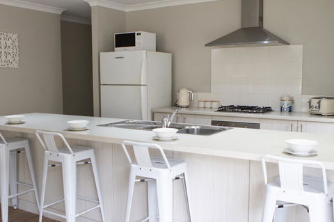 The Beach House - Accommodation Bookings 11