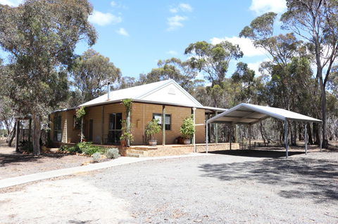 Kendenup Cottages And Lodge - Accommodation Bookings 23