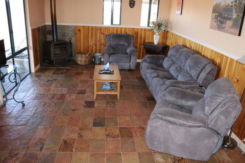Kendenup Cottages And Lodge - Accommodation Bookings 14