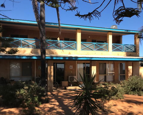 Surf Views - Accommodation Bookings 12