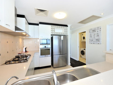 Nautilus By Rockingham Apartments - Accommodation Bookings 14