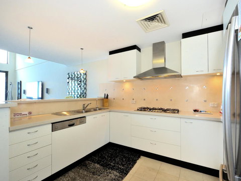 Nautilus By Rockingham Apartments - Accommodation Bookings 13