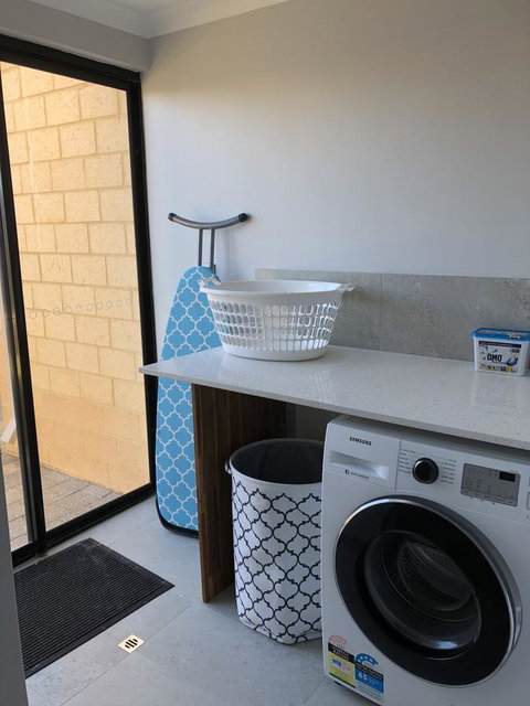 The Shak Kalbarri - Accommodation Bookings 10