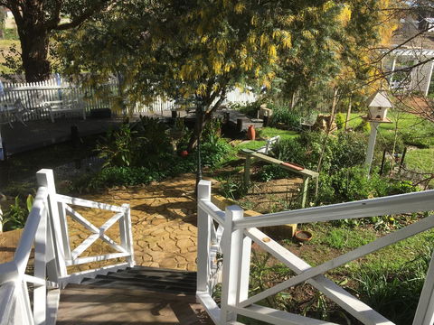 Applegate Lane Chalet - Accommodation Bookings 18