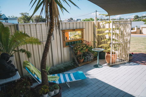Sun Studio - Accommodation Bookings 10