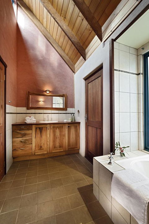 Aiyana Retreat - Accommodation Bookings 20