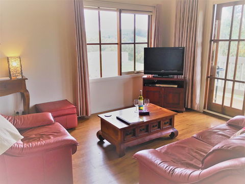 Balingup Highview Chalets - Accommodation Bookings 7