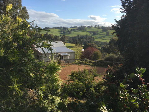 Balingup Highview Chalets - Accommodation Bookings 24