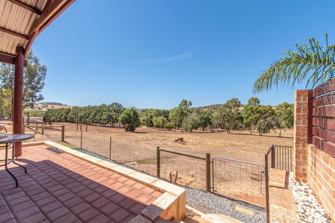 'Bindoon Valley Escape' Cottage - Accommodation Bookings 7