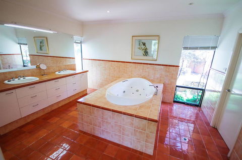 Arum - Close To The Margaret River - Accommodation Bookings 25