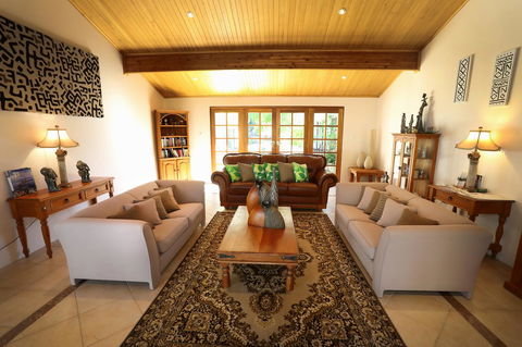 Nivalis Bed And Breakfast - Accommodation Bookings 0
