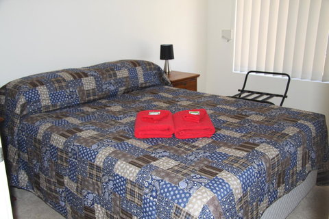 Byford House On The Scarp - Accommodation Bookings 7