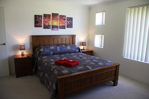 Byford House On The Scarp - Accommodation Bookings 6