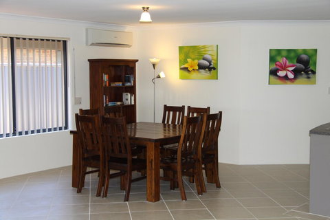Byford House On The Scarp - Accommodation Bookings 4