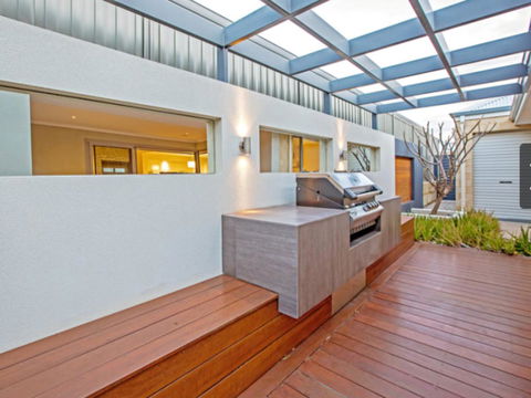 Magnificent Beach Retreat - Accommodation Bookings 36