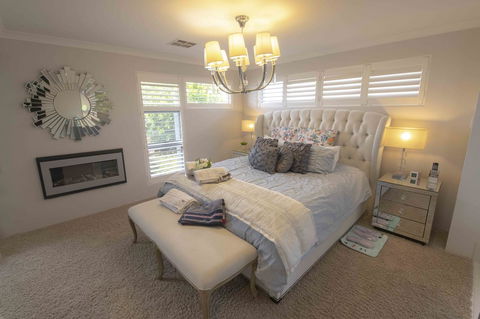 Magnificent Beach Retreat - Accommodation Bookings 3