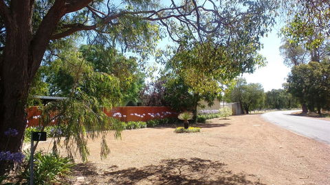 Windfall Estate Vineyard Cottage - Accommodation Bookings 12