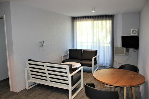 Atrium Hotel Mandurah - Accommodation Bookings 4