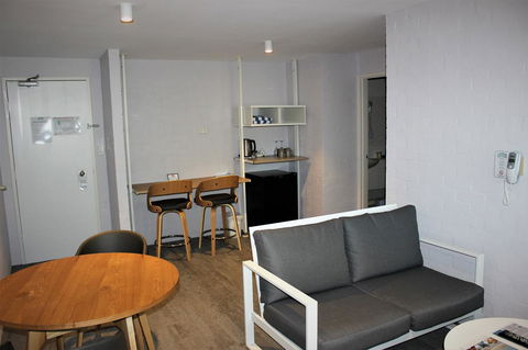 Atrium Hotel Mandurah - Accommodation Bookings 12