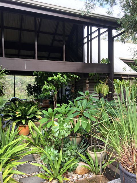 DESIGNER'S STUDIO - Accommodation Bookings 12