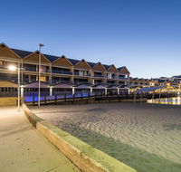 Dolphin Quay Apartments - Accommodation Bookings
