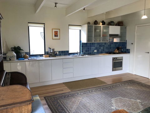 Orion Studio With Ocean Views - Accommodation Bookings 6