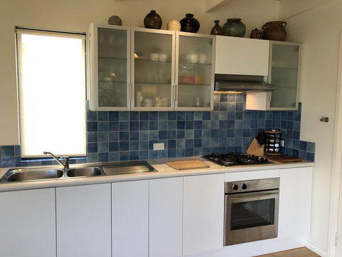 Orion Studio With Ocean Views - Accommodation Bookings 5