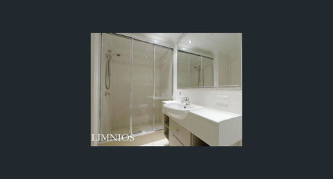 Frankly Francis - Exquisite Executive Apartment - Accommodation Bookings 3