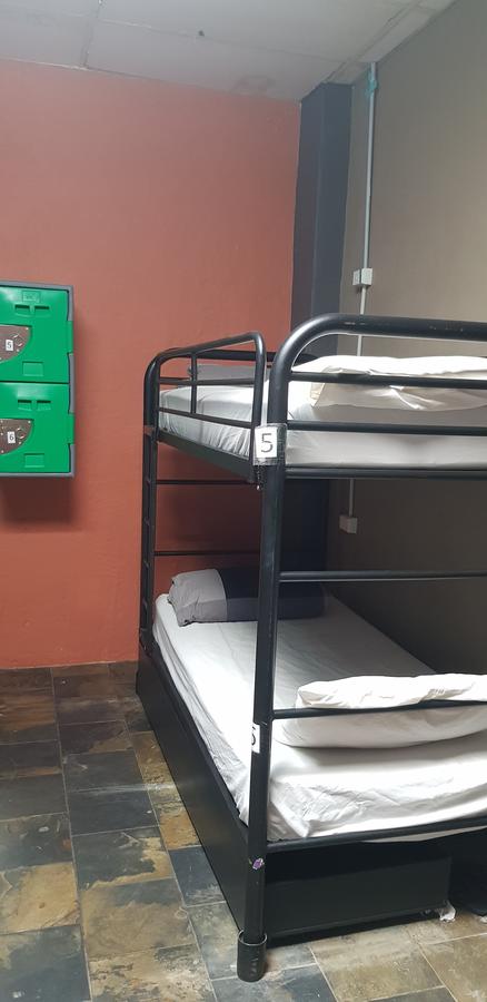JJ's Backpackers - Accommodation Bookings 12