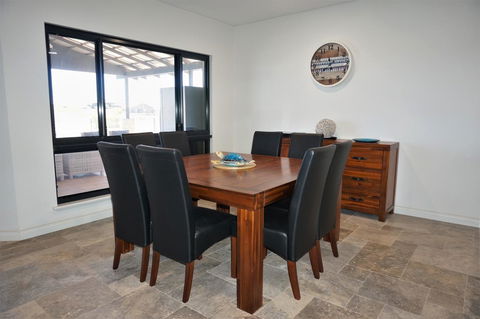 27 Corella Court - Accommodation Bookings 5