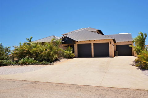 27 Corella Court - Accommodation Bookings 1