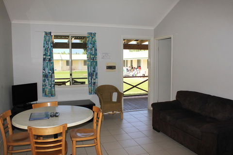 Ningaloo Coral Bay â€“ Bayview - Accommodation Bookings 25