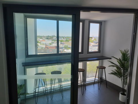 Modern Northbridge Apartment - Accommodation Bookings 2