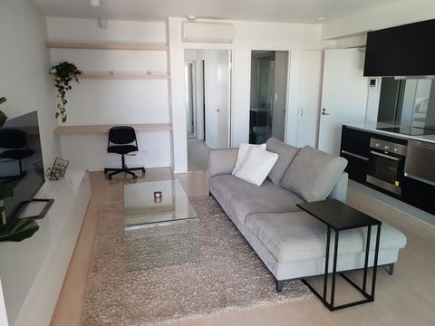 Modern Northbridge Apartment - Accommodation Bookings 4