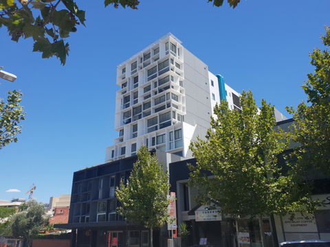 Modern Northbridge Apartment - Accommodation Bookings 10