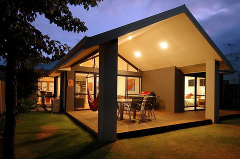 THE SANCTUARY LUXURY HOLIDAY HOME - Accommodation Bookings 27