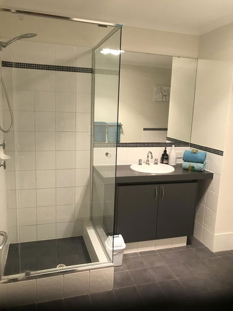 THE SANCTUARY LUXURY HOLIDAY HOME - Accommodation Bookings 7