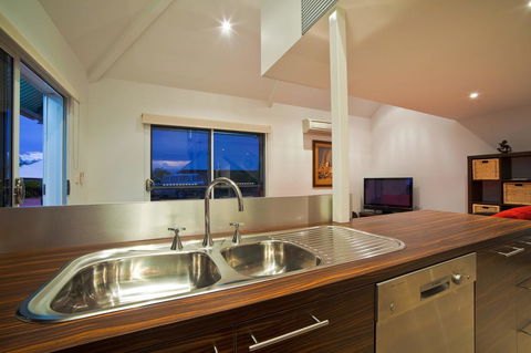 Osprey Holiday Village Unit 103 2 Bedroom - Accommodation Bookings 6