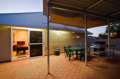 Osprey Holiday Village Unit 103 2 Bedroom - Accommodation Bookings 11