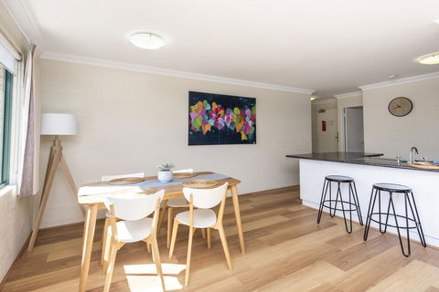 Subiaco Village - 34 - Accommodation Bookings 5