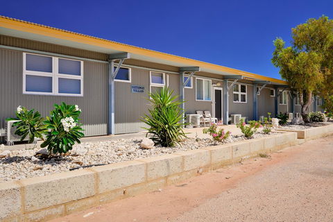 Getaway Villas Unit 389 - Accommodation Bookings 2