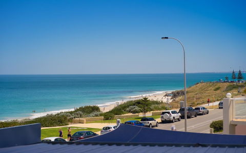 Cottesloe Blue Apartment - Executive Escapes - Accommodation Bookings 0