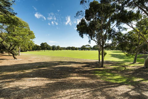 Rosalie 34 - Accommodation Bookings 10