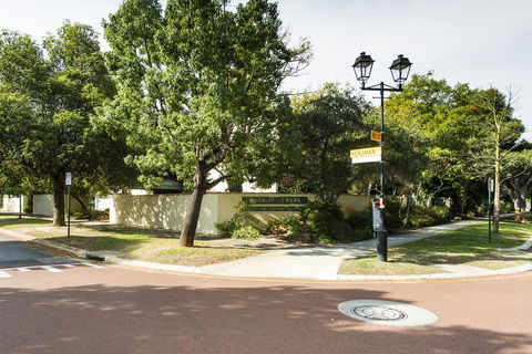 Rosalie 34 - Accommodation Bookings 11