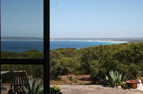 Aqua Views - Accommodation Bookings 14