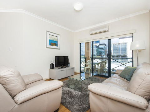 James On The Park - Executive Escapes - Accommodation Bookings 15