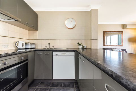 Subiaco Village 18 - Accommodation Bookings 5
