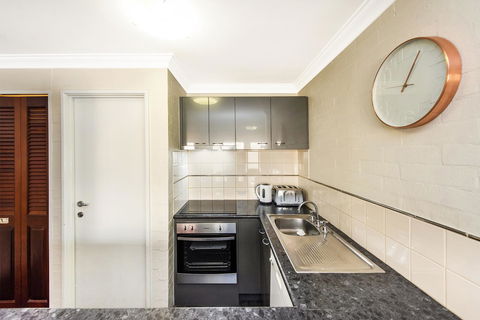 Subiaco Village 18 - Accommodation Bookings 6