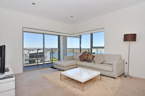 Astra Apartments Perth CBD - Accommodation Bookings 32