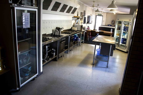 Shiralee Hostel -note - Valid Passport Required To Check In - Accommodation Bookings 9